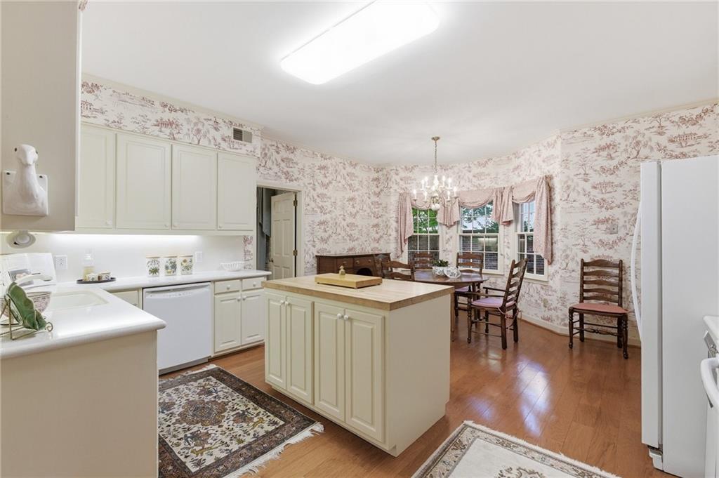 1809 Bedfordshire Drive Decatur, GA 30033 - Photo 15 of 33
