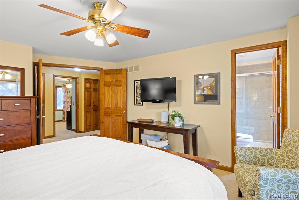 591 Lockport Road Rochester Hills, MI 48307 - Photo 20 of 40