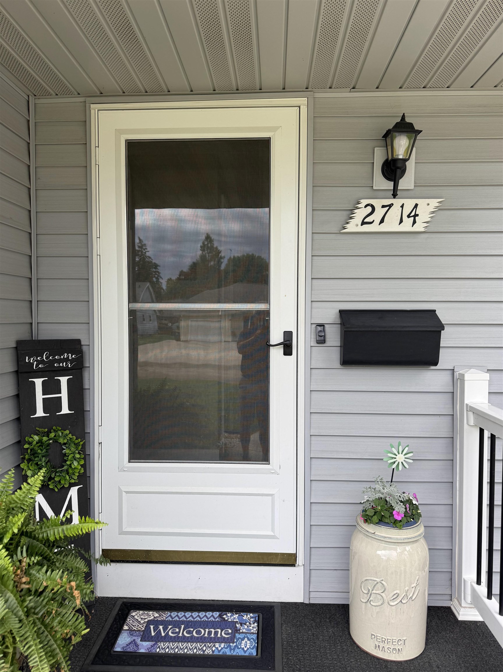 2714 8th Street Monroe, WI 53566 - Photo 3 of 61