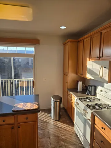 $239,900 | 5220 Cobblers Crossing, McHenry, IL 60050