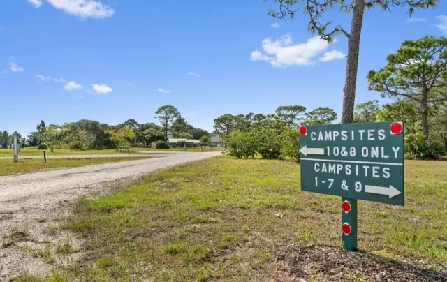 $1,200,000 | 7456 Woodmont Road, Navarre, FL 32566