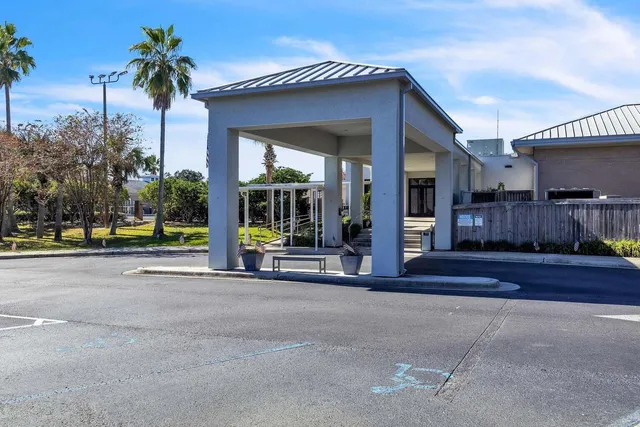 $1,200,000 | 7456 Woodmont Road, Navarre, FL 32566