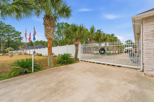 $1,200,000 | 7456 Woodmont Road, Navarre, FL 32566