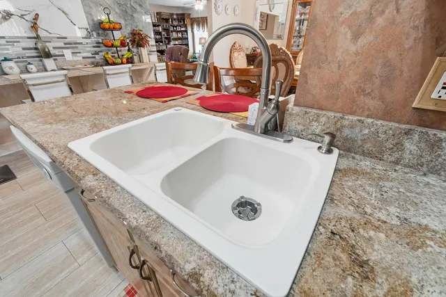 $1,200,000 | 7456 Woodmont Road, Navarre, FL 32566