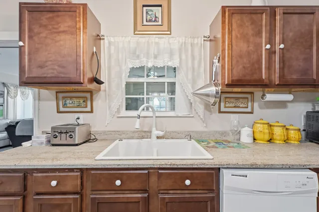 $1,200,000 | 7456 Woodmont Road, Navarre, FL 32566