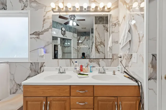 $1,200,000 | 7456 Woodmont Road, Navarre, FL 32566