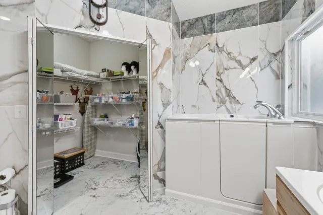 $1,200,000 | 7456 Woodmont Road, Navarre, FL 32566