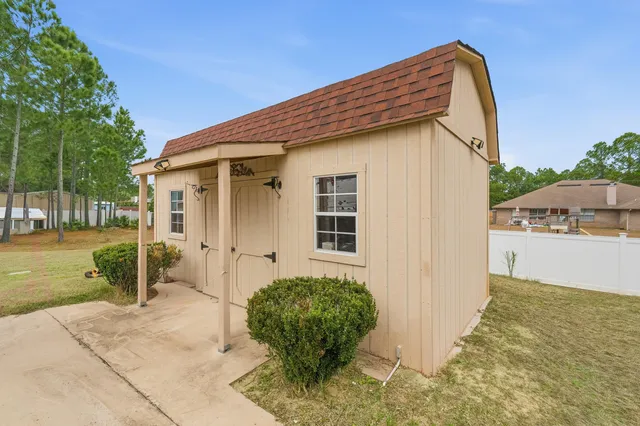 $1,200,000 | 7456 Woodmont Road, Navarre, FL 32566