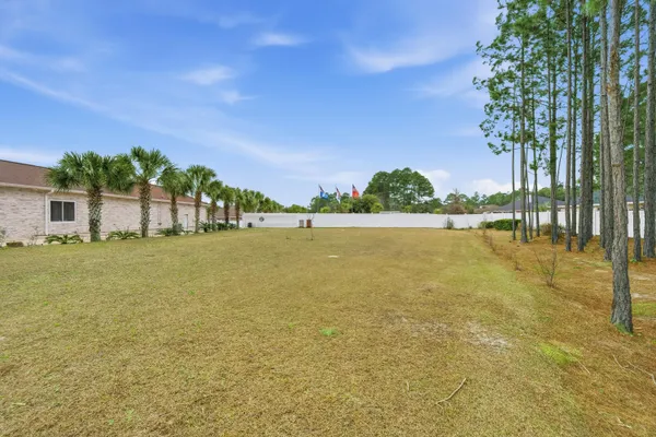 $1,200,000 | 7456 Woodmont Road, Navarre, FL 32566