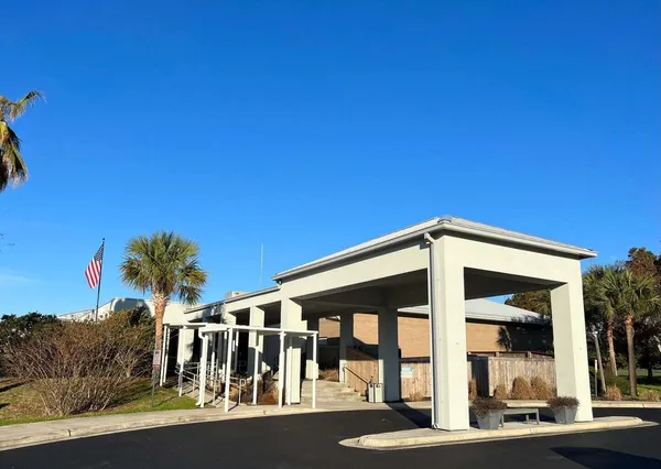 $1,200,000 | 7456 Woodmont Road, Navarre, FL 32566