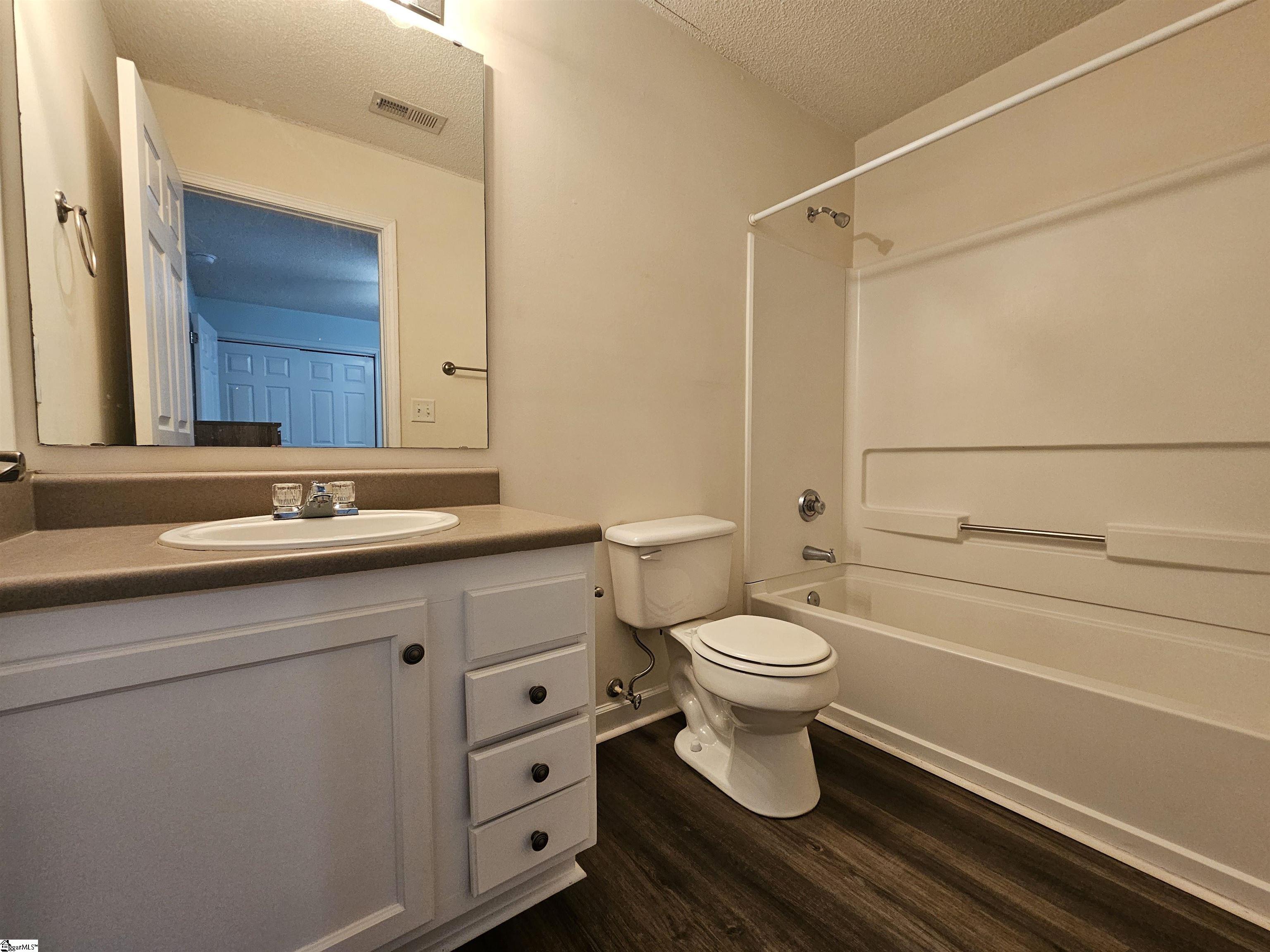 731 Harts Cove Way Seneca, SC 29678 - Photo 9 of 38