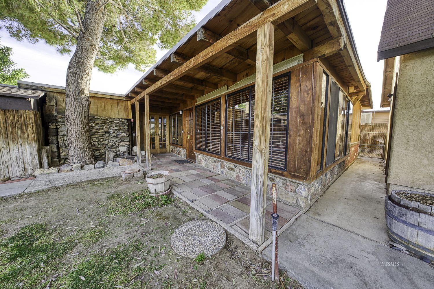 223 West Church Avenue Ridgecrest, CA 93555 - Photo 34 of 44