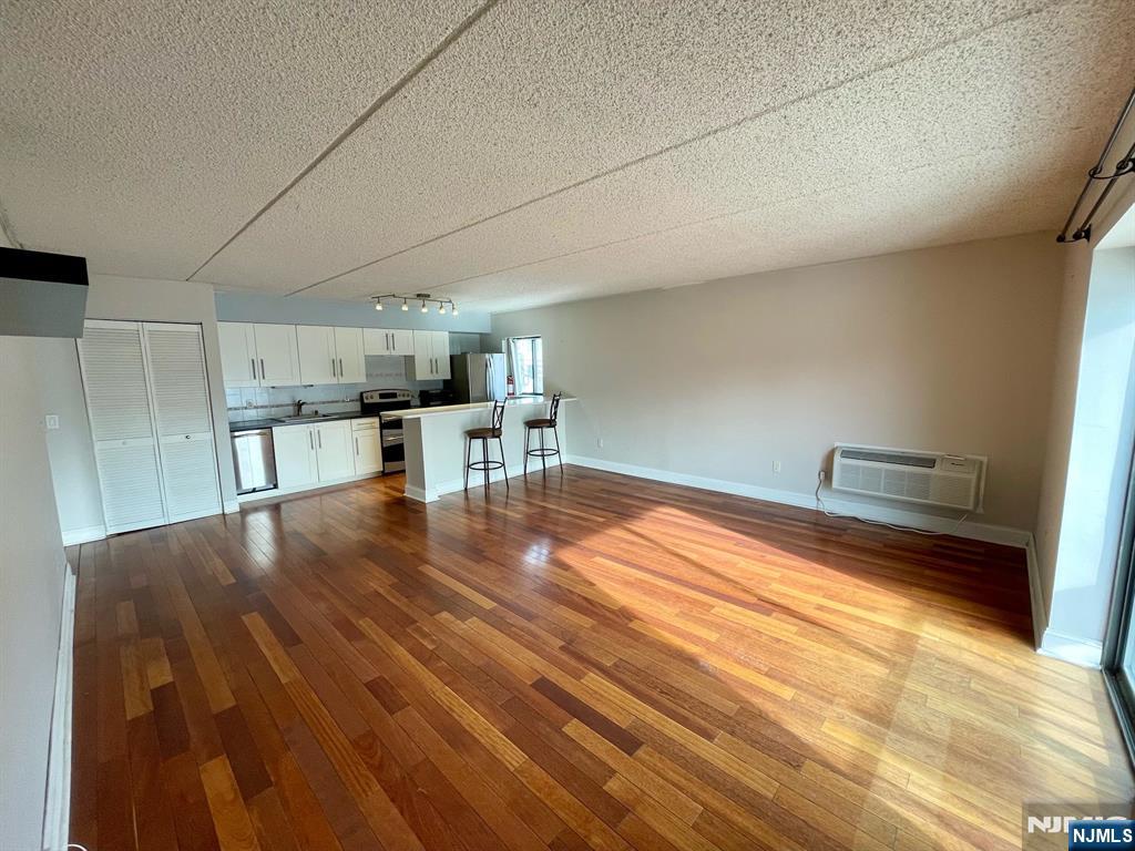 281 Park Street, Unit 1A Hackensack, NJ 07601 - Photo 15 of 18