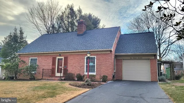 $345,000 | 117 Calvert Terrace, Hagerstown, MD 21742