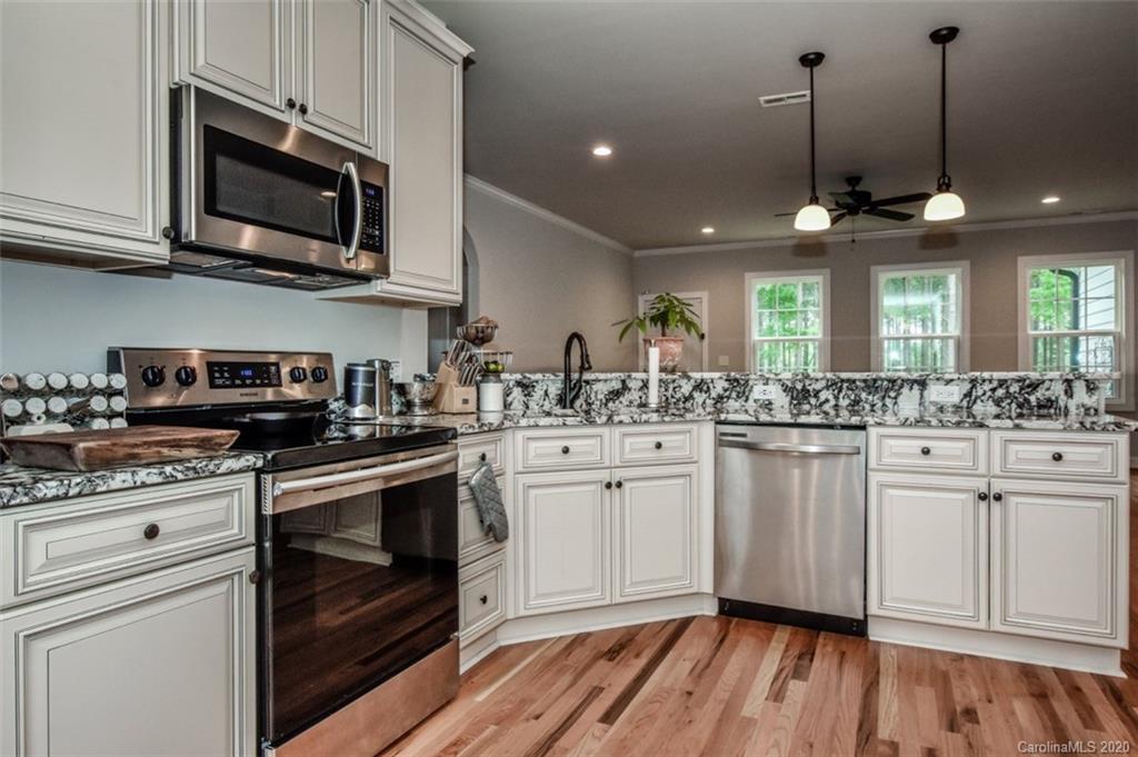 422 Durham Road Stanley, NC 28164 - Photo 11 of 34