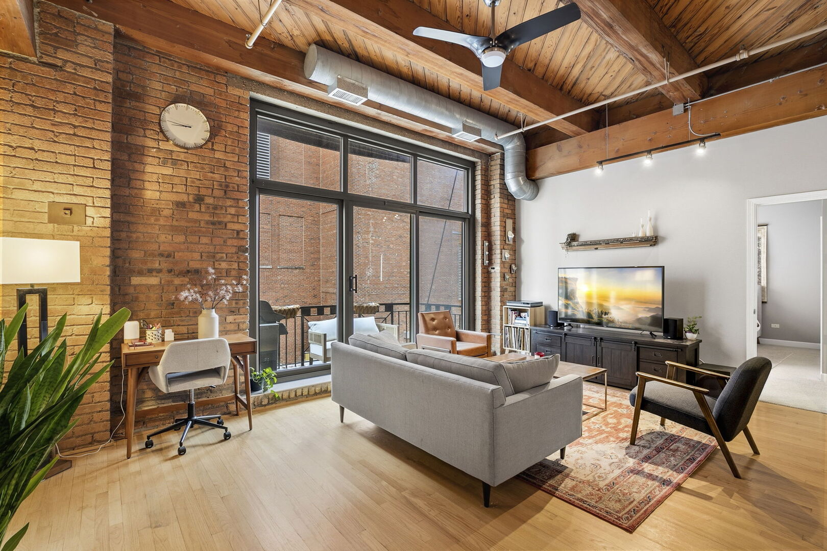 1330 West Monroe Street, Unit 216 Chicago, IL 60607 - Photo 3 of 25