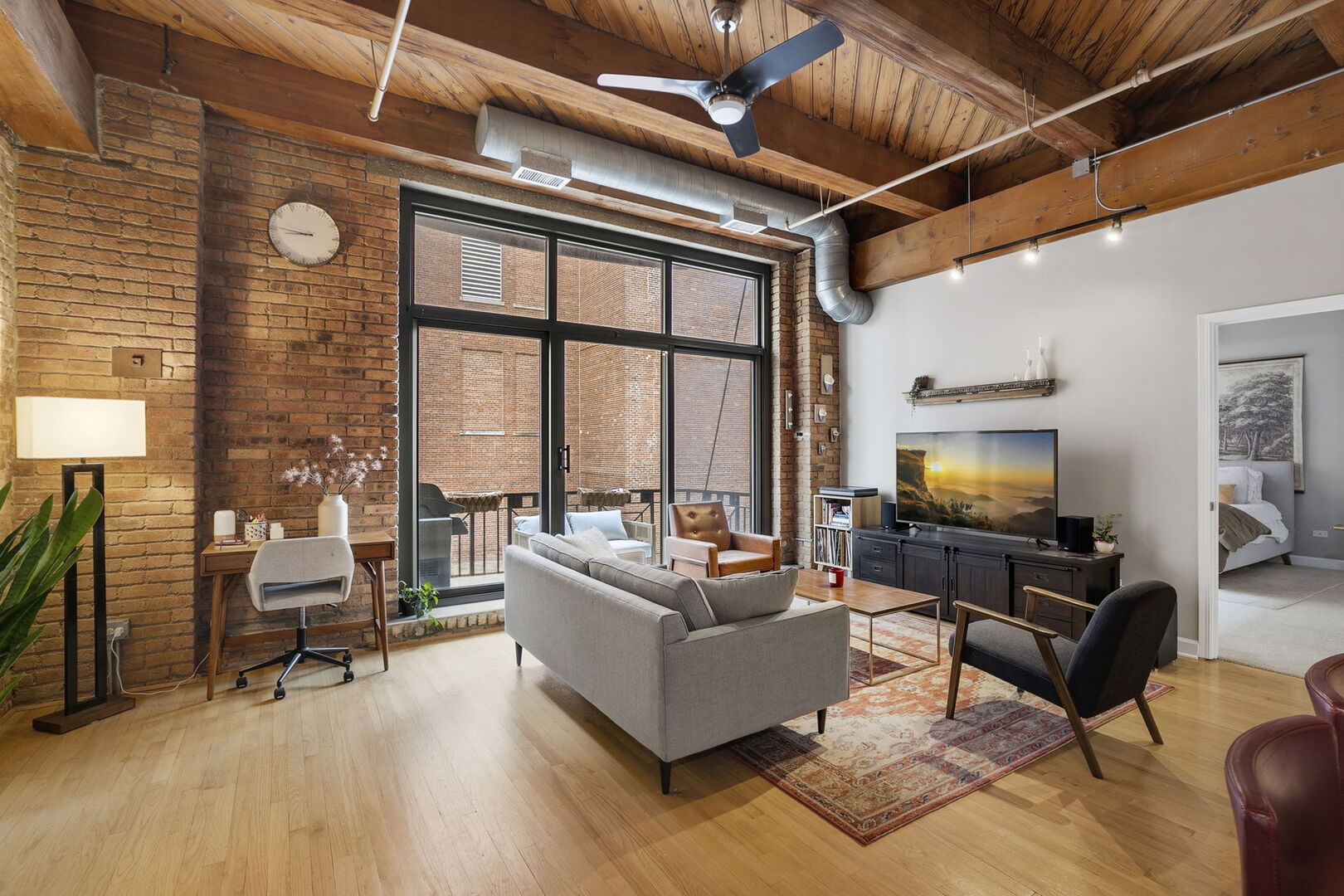 1330 West Monroe Street, Unit 216 Chicago, IL 60607 - Photo 4 of 25