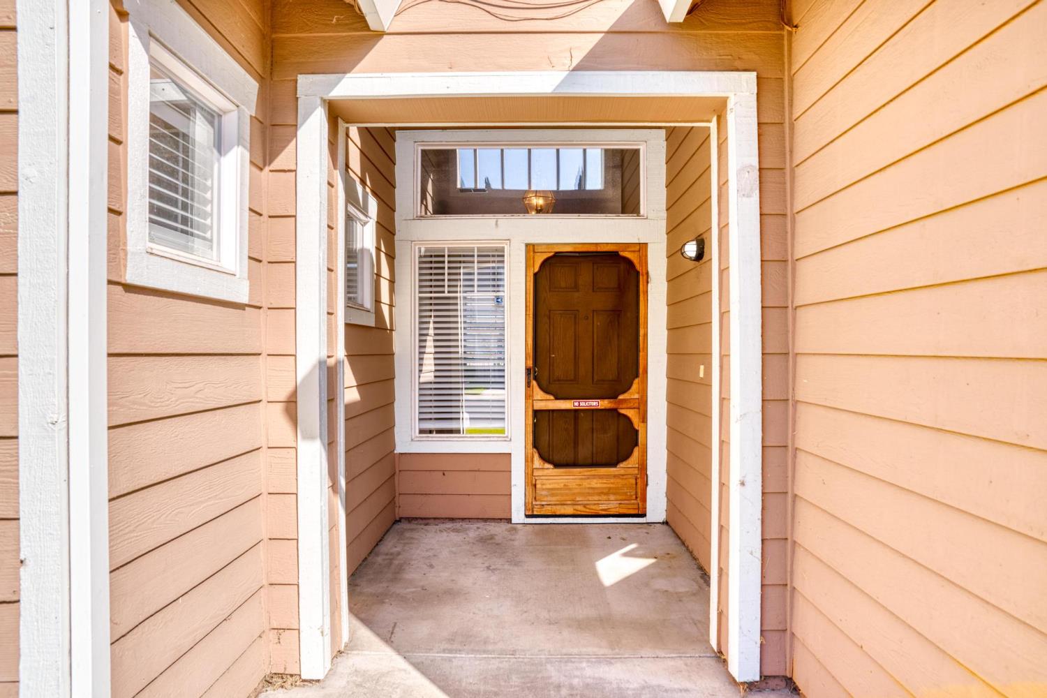 1833 Rail Street Manteca, CA 95337 - Photo 5 of 40 a view of entryway