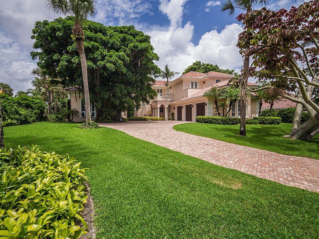 71 North River Road Sewall's Point, FL 34996 - Photo 4 of 74 FRONT