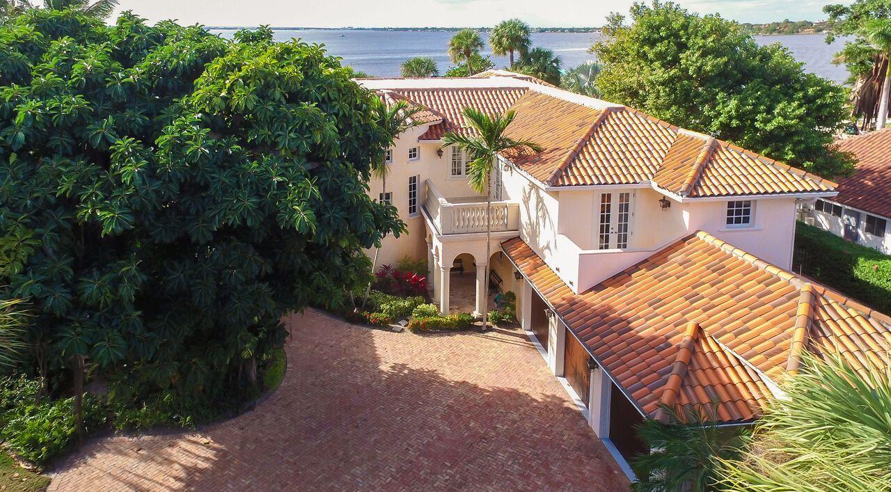 71 North River Road Sewall's Point, FL 34996 - Photo 6 of 74 AERIAL VIEW