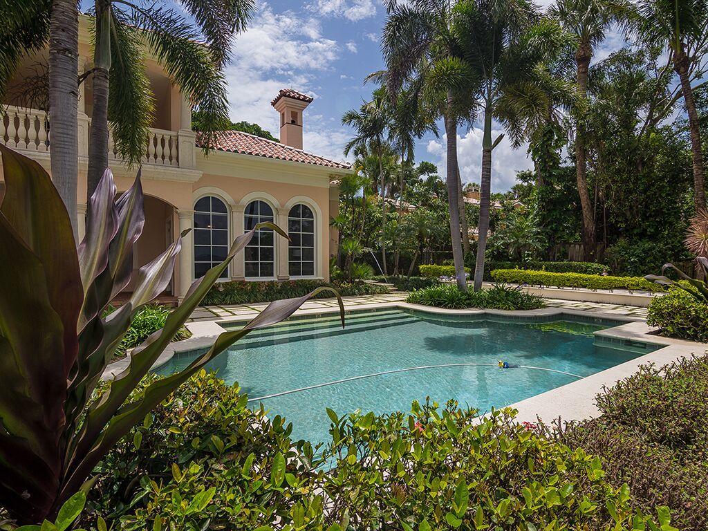 71 North River Road Sewall's Point, FL 34996 - Photo 8 of 74 POOL VIEW