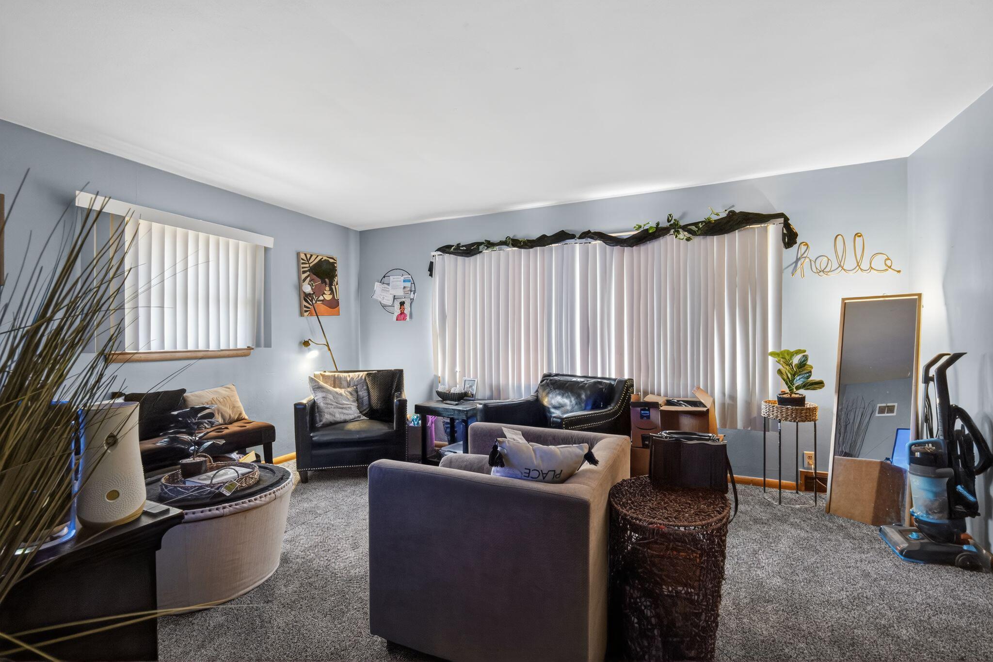 4219 North 68th Street Milwaukee, WI 53216 - Photo 16 of 24 Upper Living Room