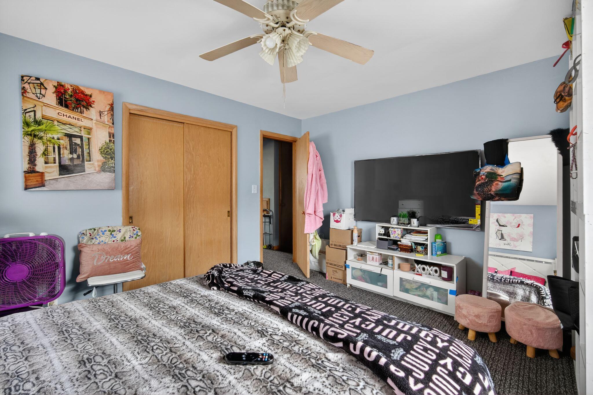 4219 North 68th Street Milwaukee, WI 53216 - Photo 20 of 24 Upper Bedroom