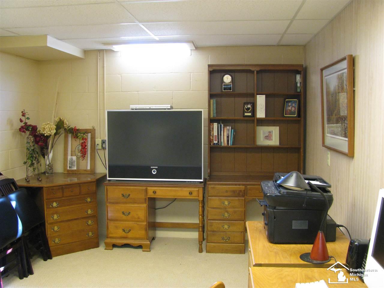 9755 Grafton Road Carleton, MI 48117 - Photo 78 of 99