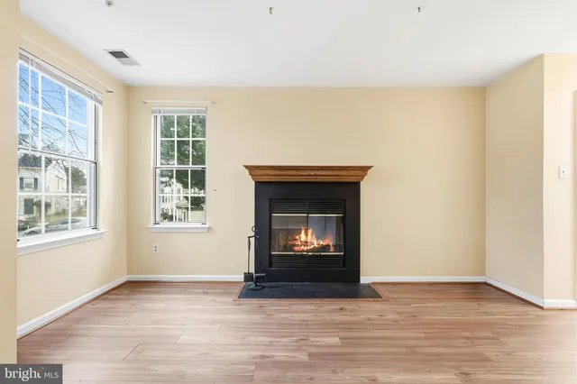 $2,390 | 2 Highstream Court, Unit 684, Germantown, MD 20874