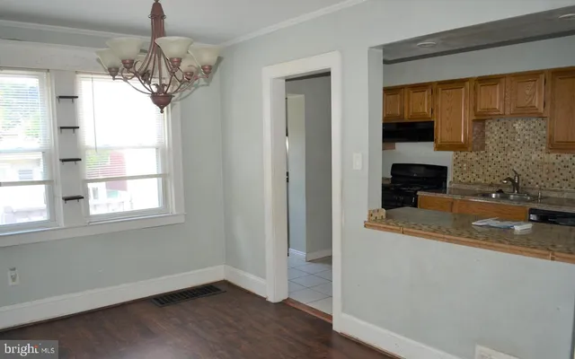 $1,900 | 7034 Dunbar Road, Dundalk, MD 21222