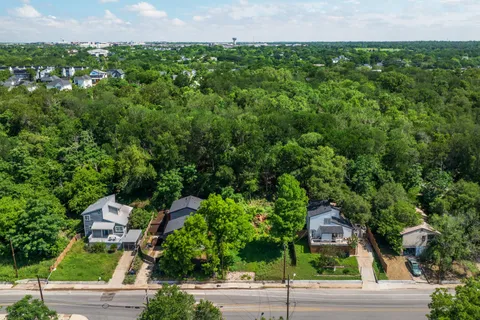 $150,000 | 3600 Oak Springs Drive, Austin, TX 78721