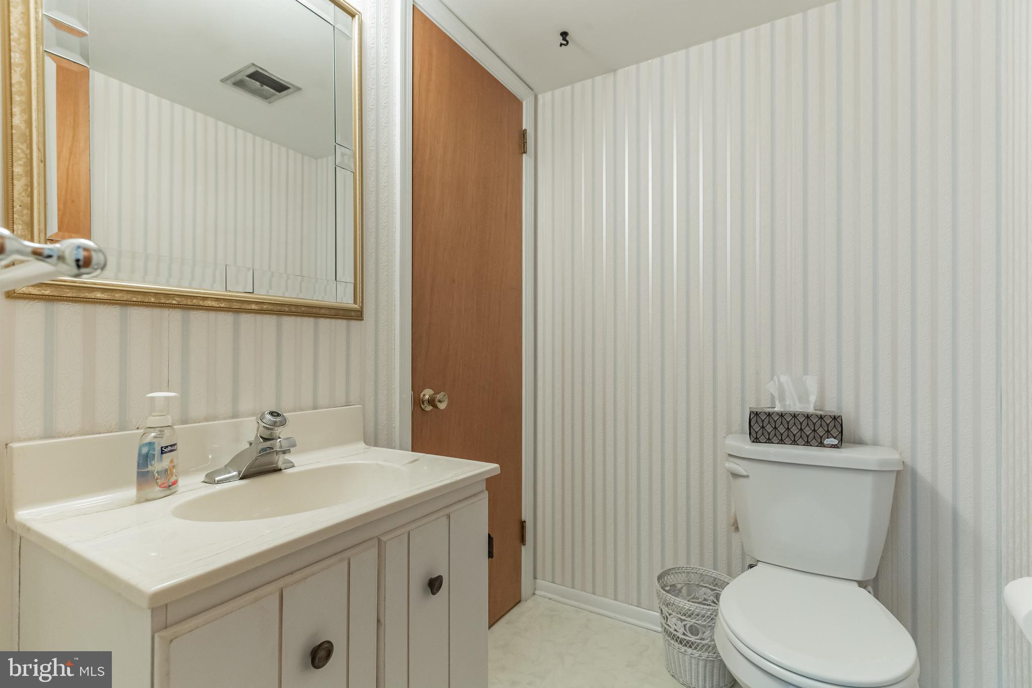 9 Locust Grove Road Cherry Hill, NJ 08003 - Photo 15 of 29 Main level 1/2 bath