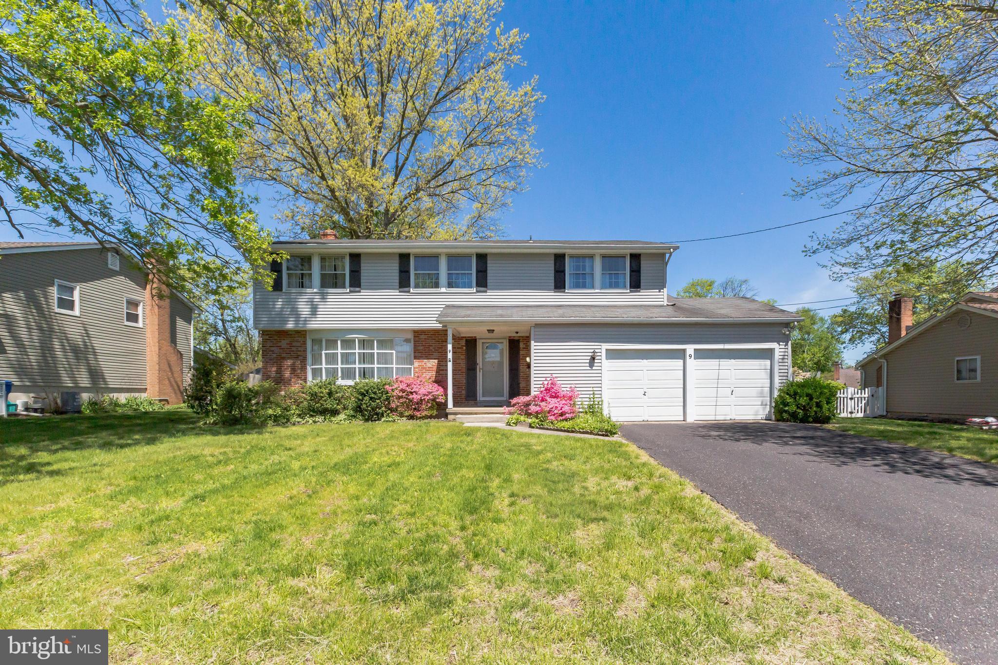 9 Locust Grove Road Cherry Hill, NJ 08003 - Photo 2 of 29