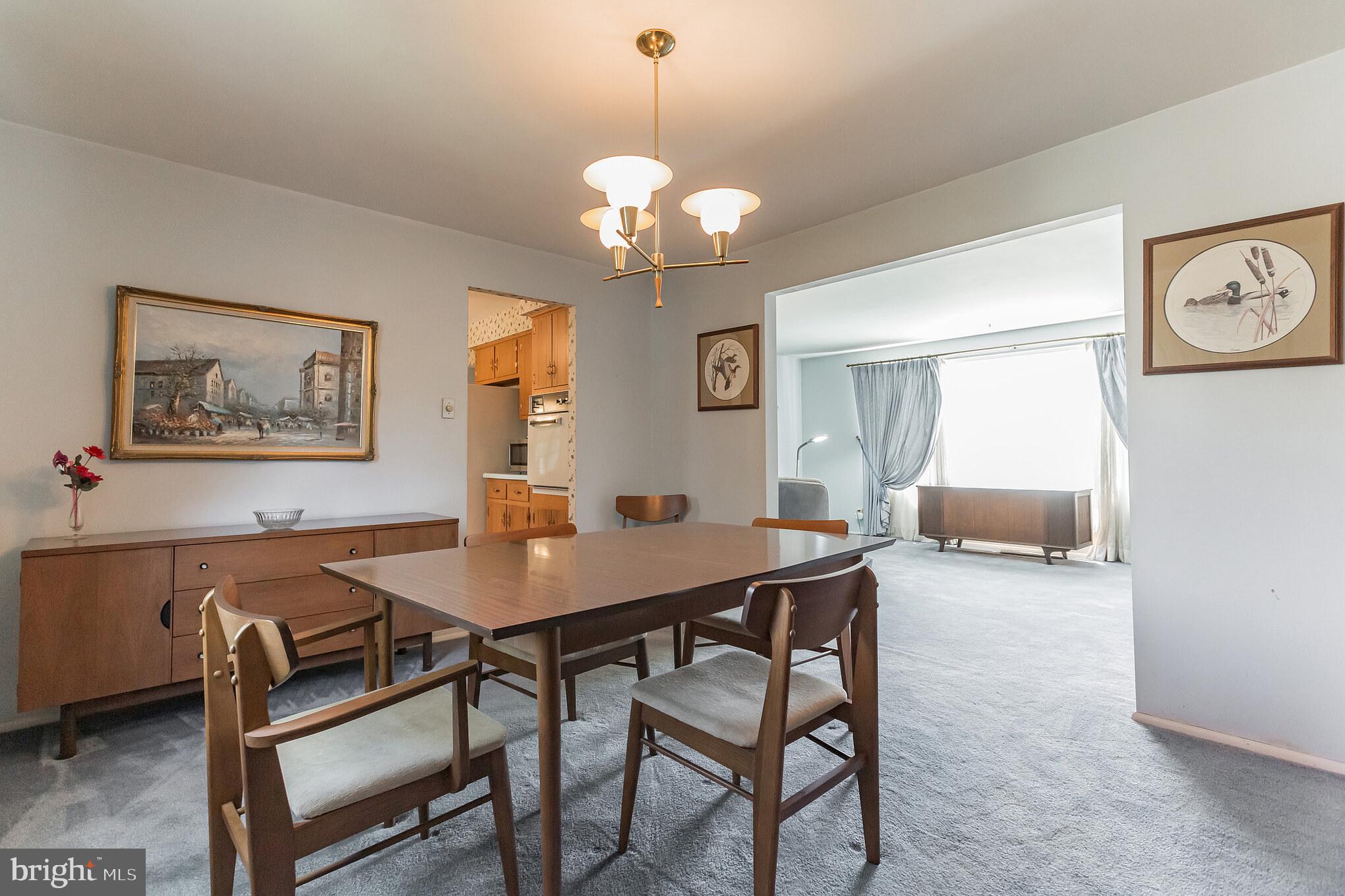 9 Locust Grove Road Cherry Hill, NJ 08003 - Photo 7 of 29 Dining Room off kitchen