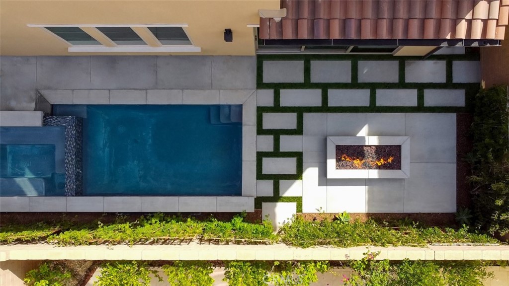 65 Rockinghorse Irvine, CA 92602 - Photo 37 of 51 a front view of a house with a yard