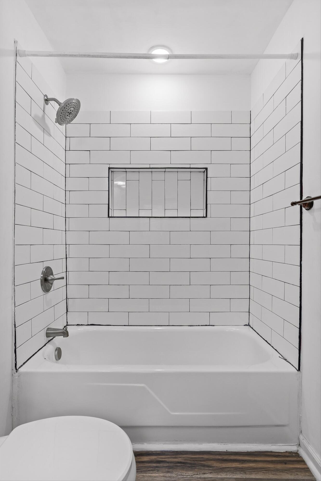 8619 Igou Gap Road Chattanooga, TN 37421 - Photo 20 of 35 Primary Bath