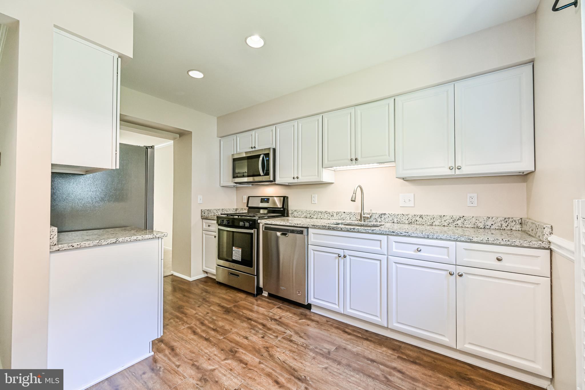 10546 Reed's Landing Circle Burke, VA 22015 - Photo 11 of 54