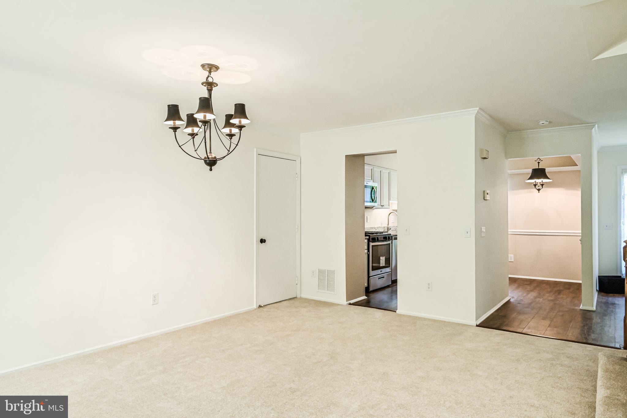 10546 Reed's Landing Circle Burke, VA 22015 - Photo 15 of 54
