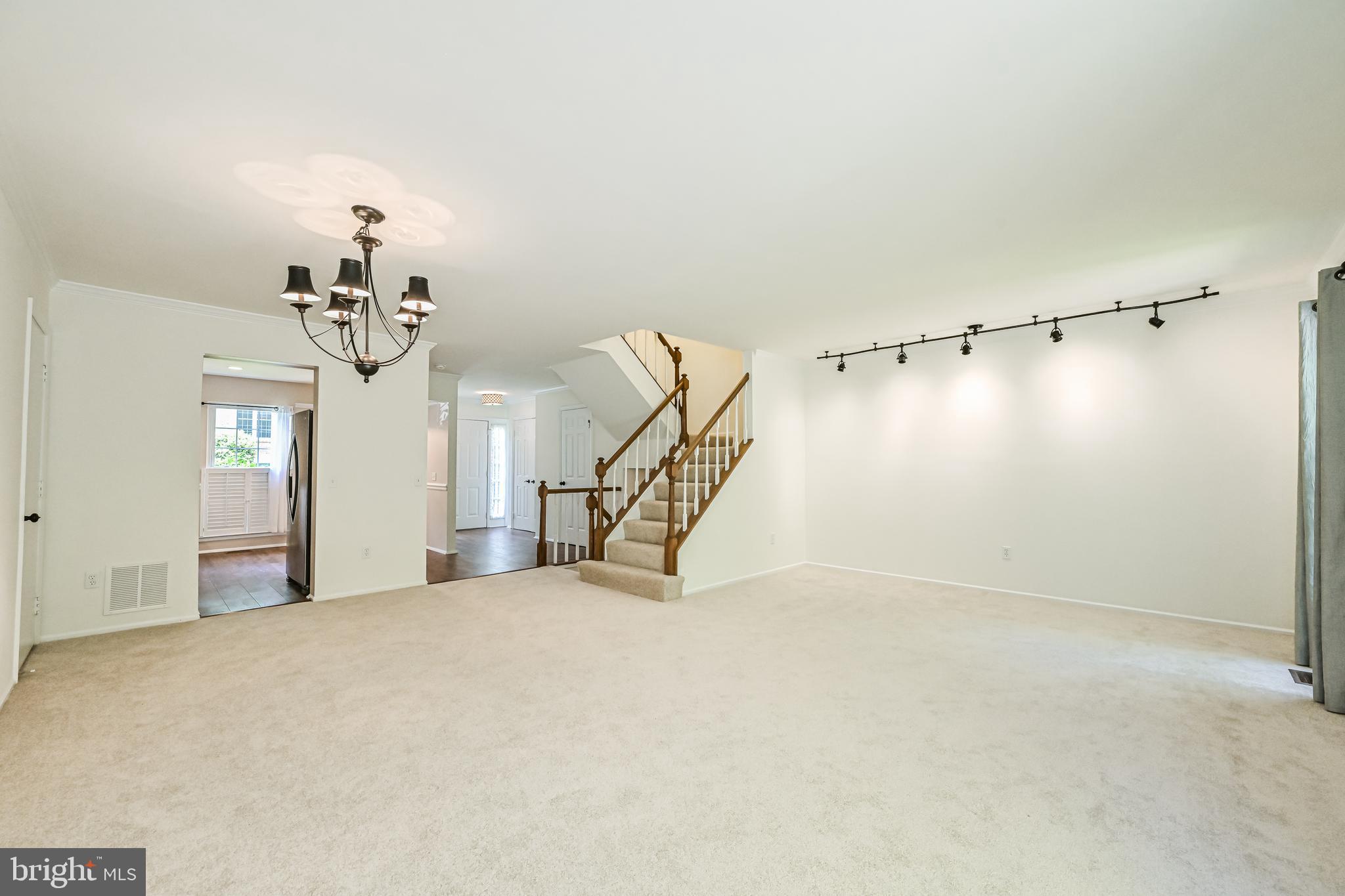 10546 Reed's Landing Circle Burke, VA 22015 - Photo 17 of 54