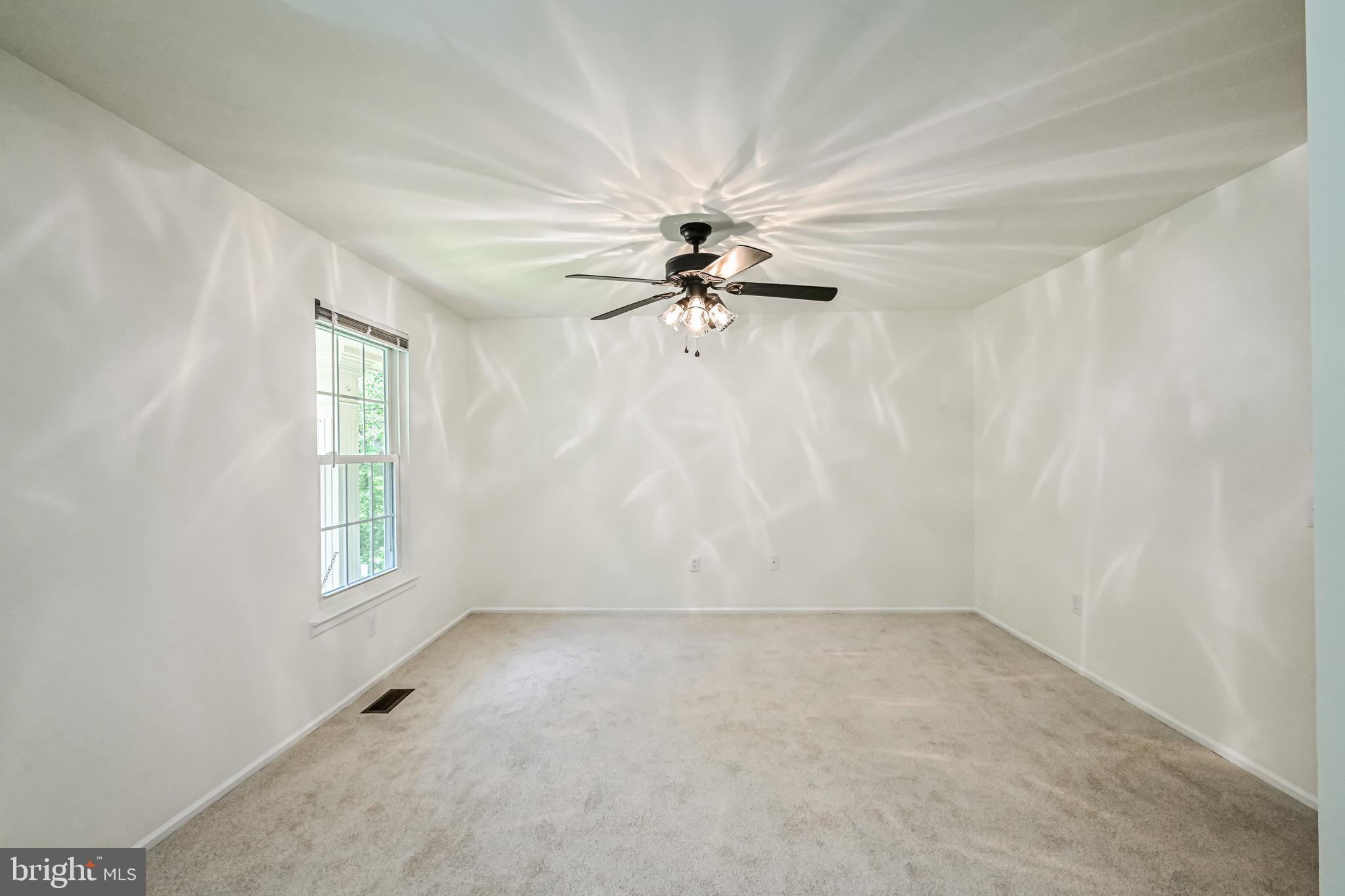 10546 Reed's Landing Circle Burke, VA 22015 - Photo 29 of 54