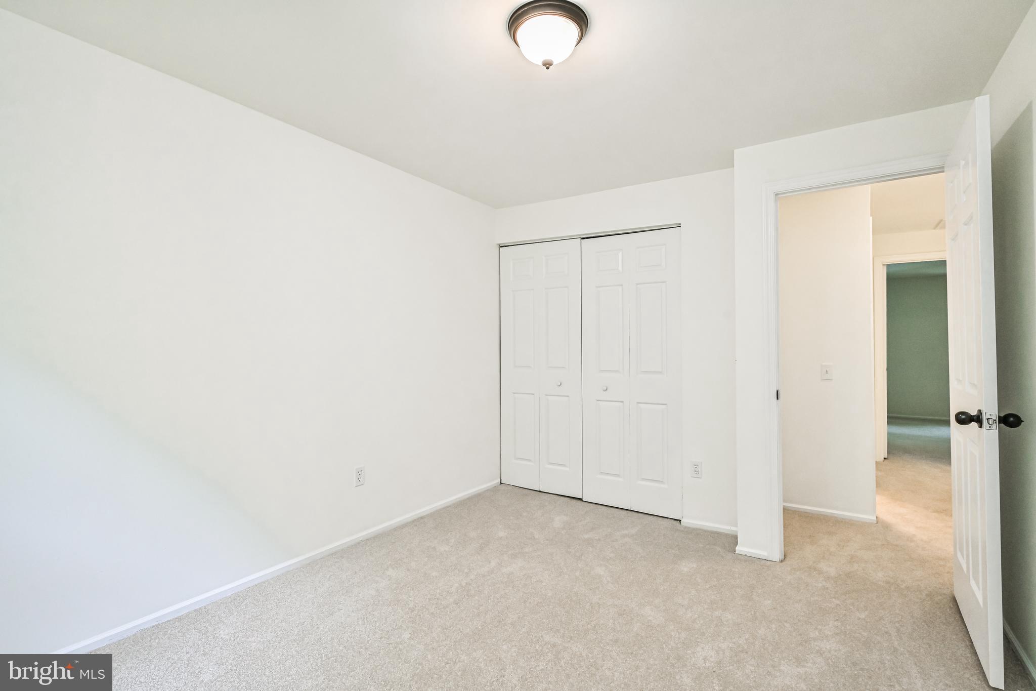 10546 Reed's Landing Circle Burke, VA 22015 - Photo 36 of 54