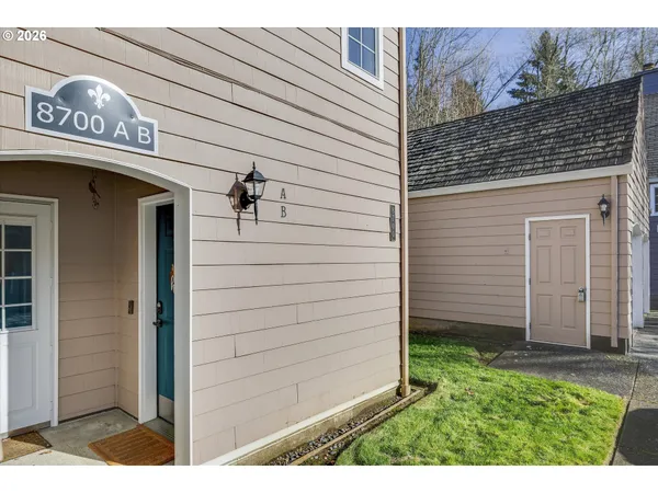 $339,900 | 8700 Southwest Curry Drive, Wilsonville, OR 97070