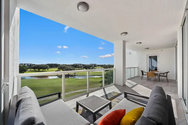 $5,999,000 | 20155 Boca W Drive, Unit A404, Boca Raton, FL 33434