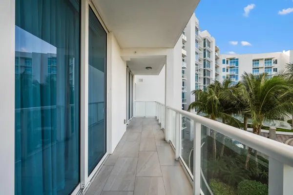 $5,999,000 | 20155 Boca W Drive, Unit A404, Boca Raton, FL 33434