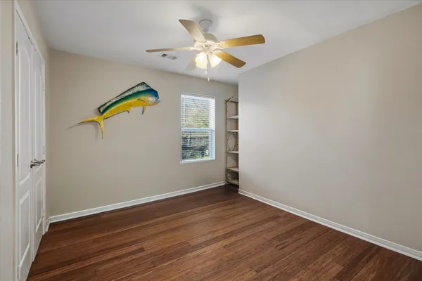 $2,500 | 1618 Bayou Shore Drive, Galveston, TX 77551