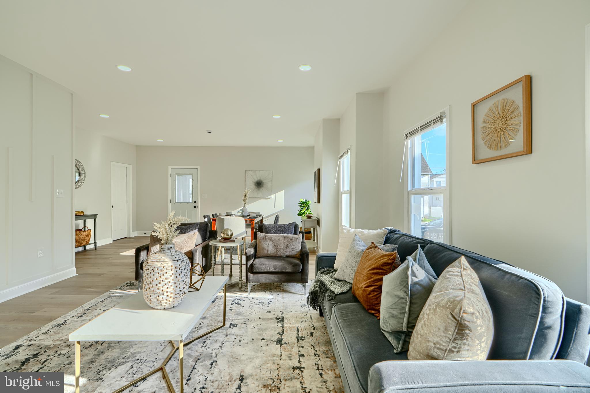 2126 Oakland Road Baltimore, MD 21220 - Photo 16 of 53 a living room with furniture