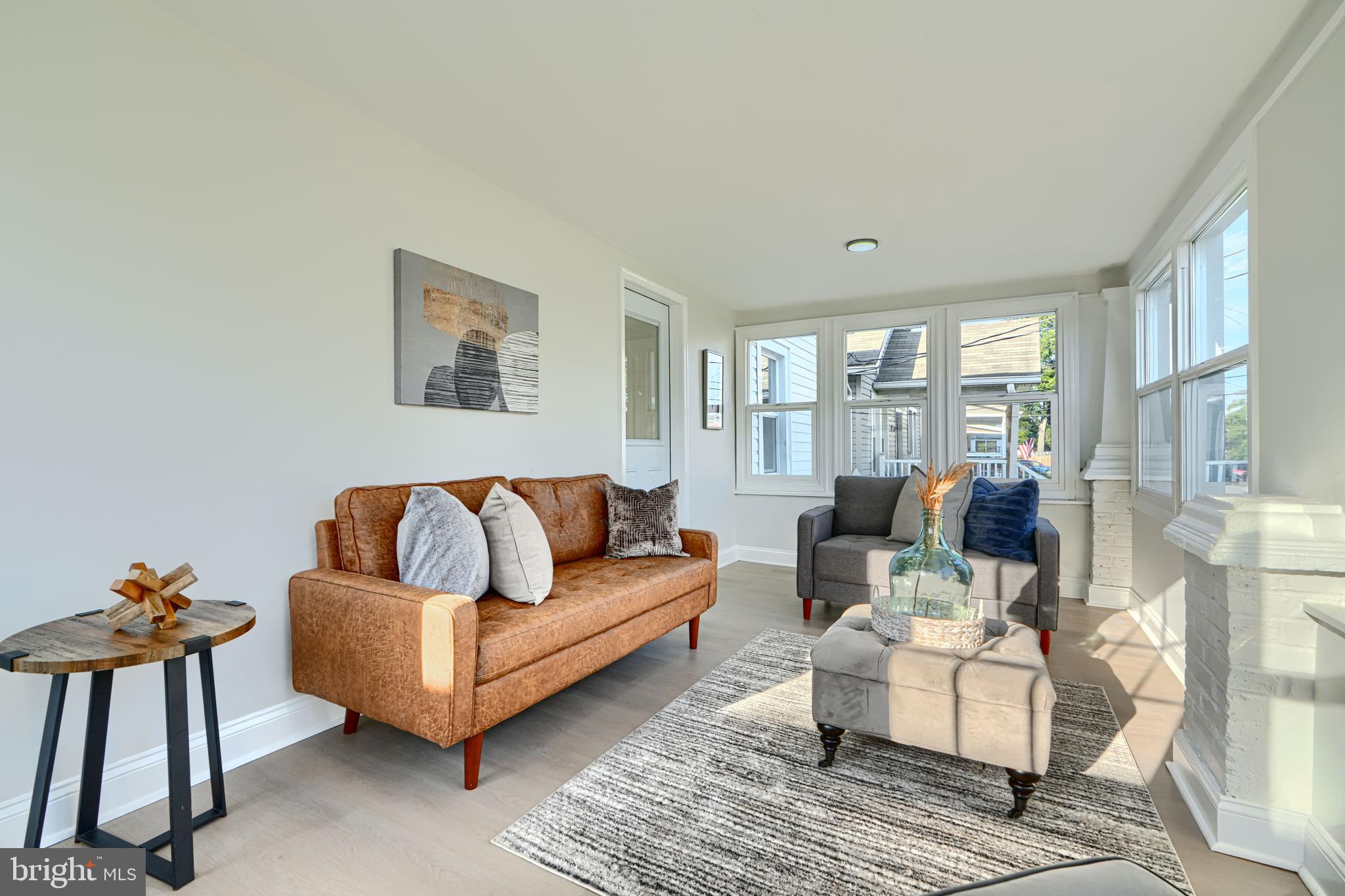 2126 Oakland Road Baltimore, MD 21220 - Photo 5 of 53 a living room with furniture and a window