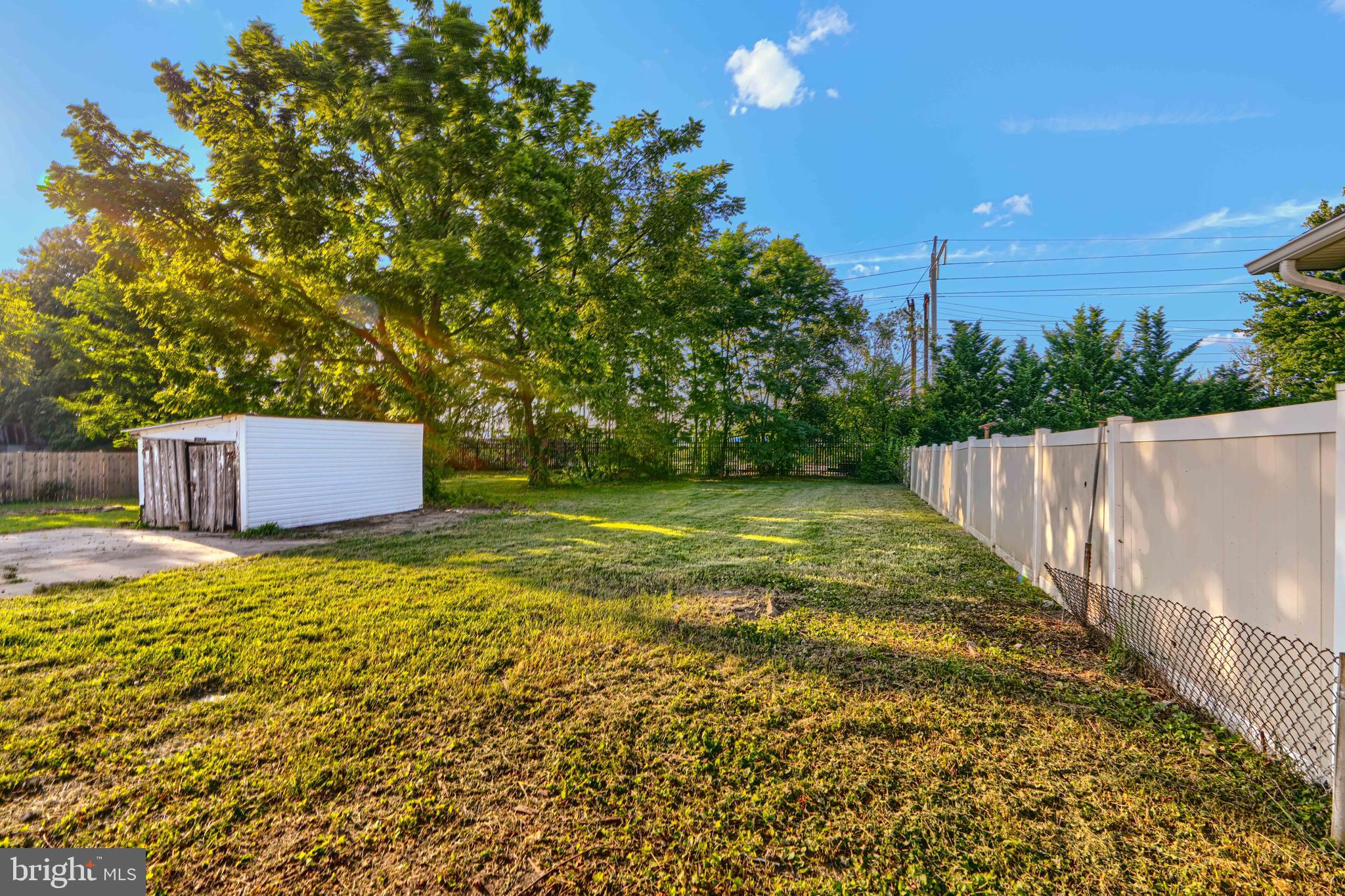 2126 Oakland Road Baltimore, MD 21220 - Photo 52 of 53 a view of an outdoor space and a yard
