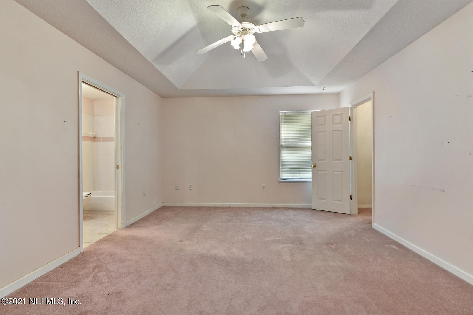 43441 Ratliff Road Callahan, FL 32011 - Photo 16 of 25 1st Owners Suite