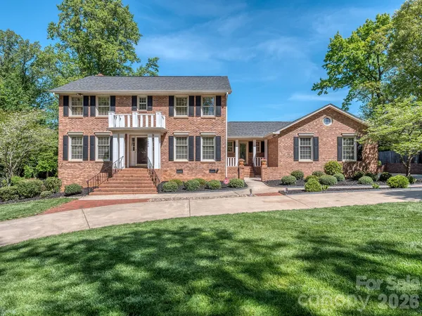 $698,700 | 1636 Heatherloch Drive, Gastonia, NC 28054